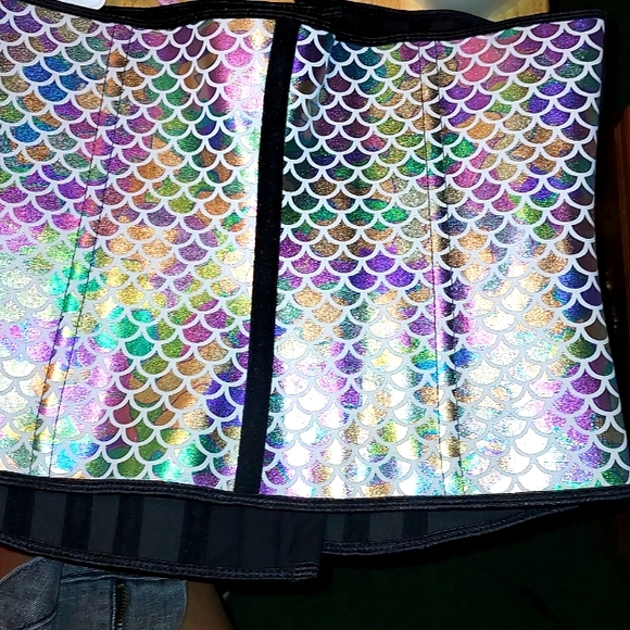 Luxx Curves - Picture 5 of 5